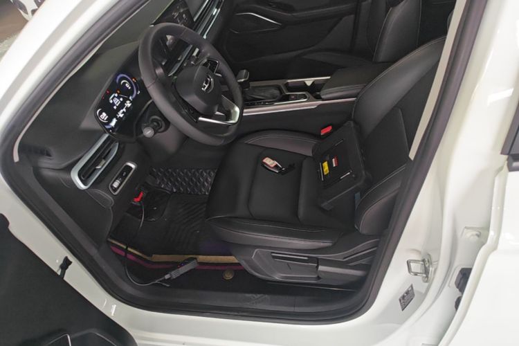 GEELY Emgrand 2022 #15 GEELY Emgrand 2022 car image #15
