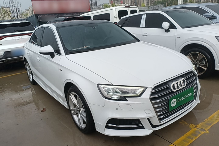 Audi A3 2020 car image #4
