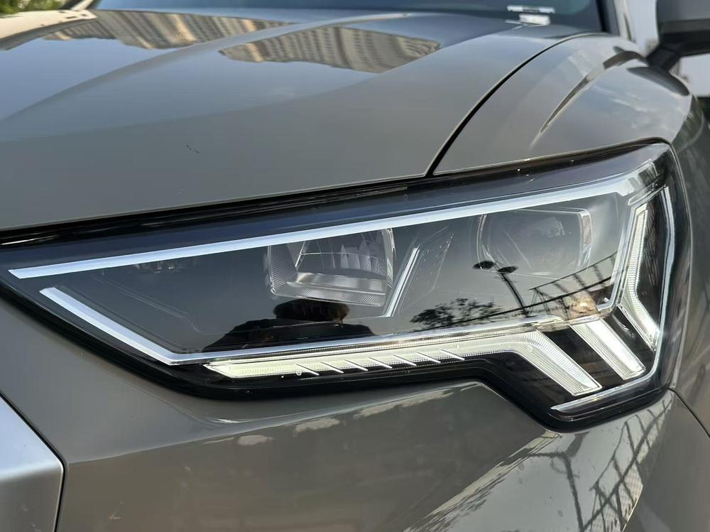 Audi Q3 2023 immagine di auto #10