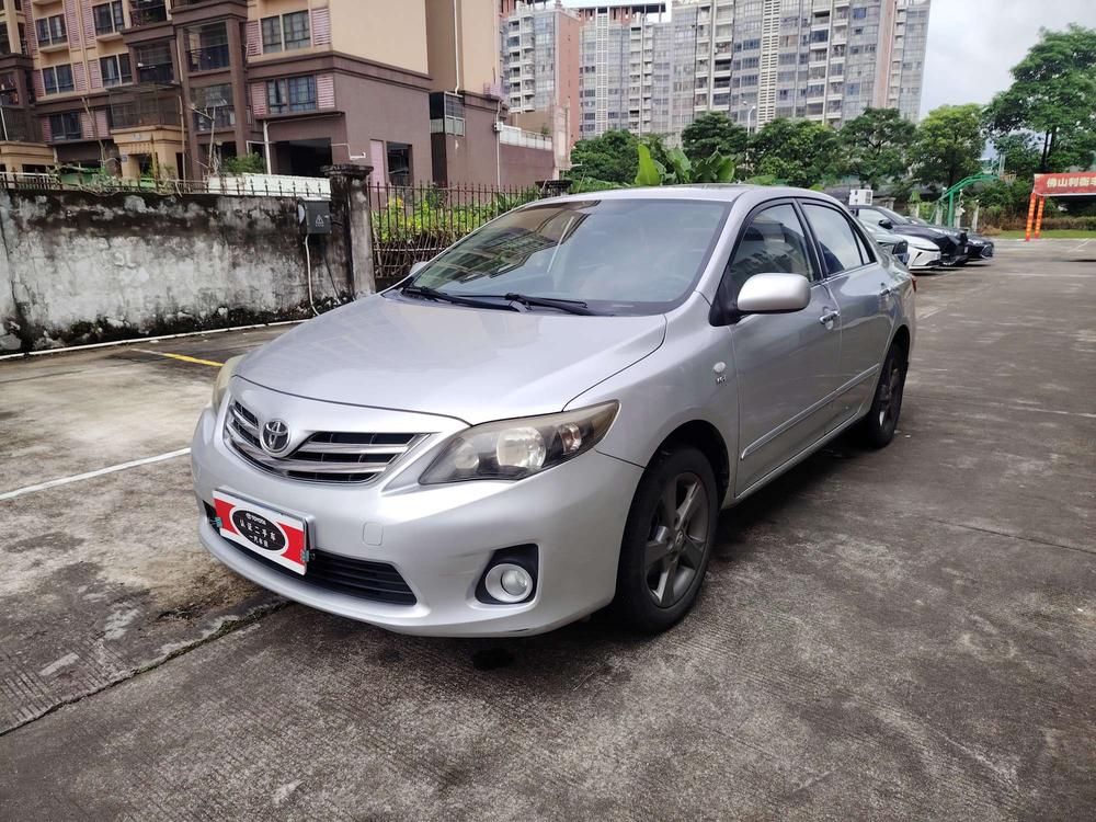Toyota Corolla 2013 Toyota Corolla 2013 car image