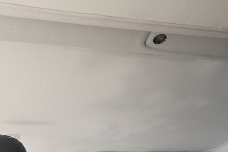 Tesla Model 3 2021 car image #20