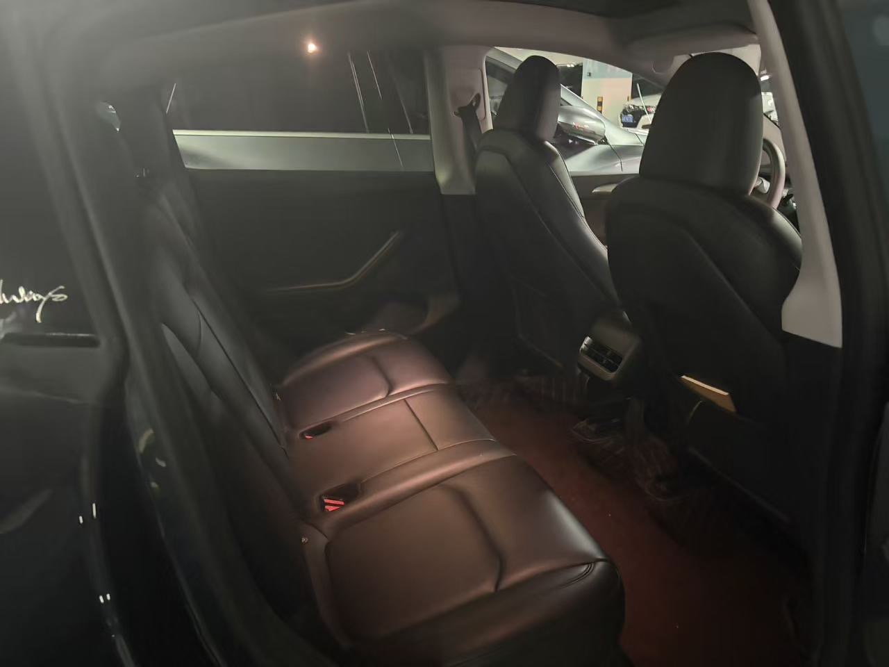 Tesla Model Y 2024 #7 Tesla Model Y 2024 car image #7