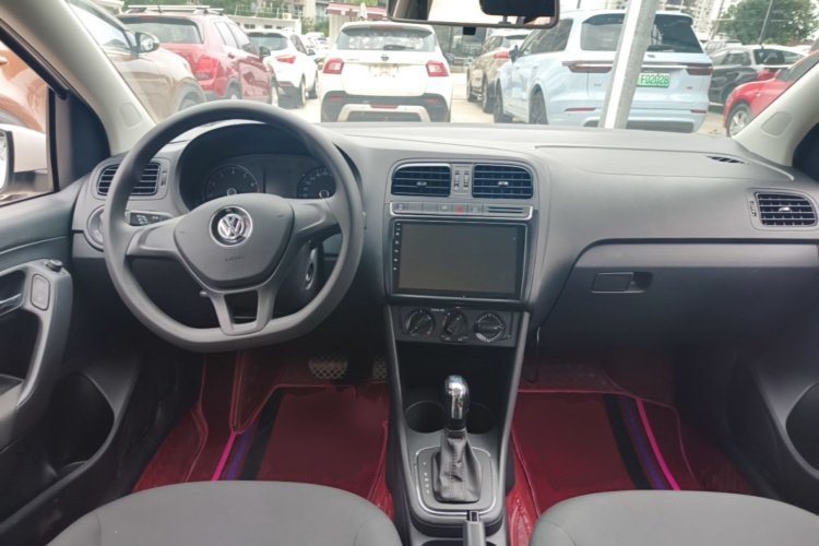 Volkswagen Polo 2019 #10 Volkswagen Polo 2019 car image #10