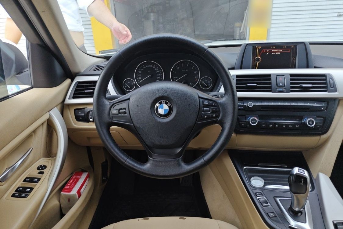 BMW 3 Series 2014 #24 BMW 3 Series 2014 car image #24