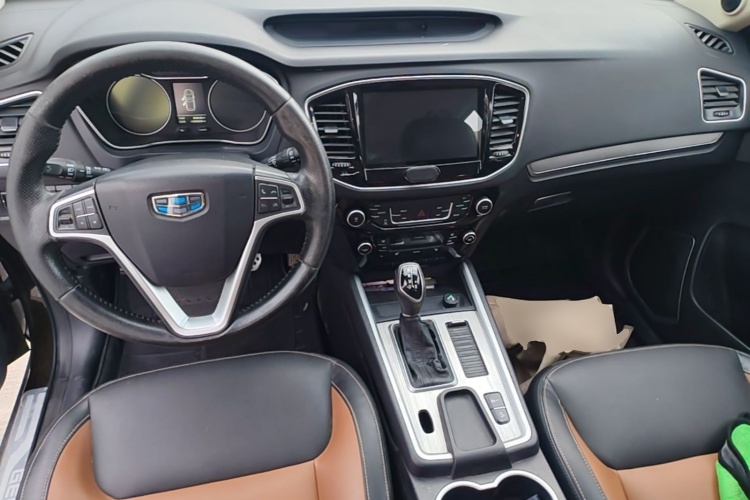 GEELY Vision X6 2016 immagine di auto #10