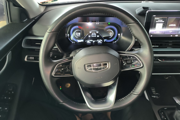 GEELY Emgrand 2022 car image #11