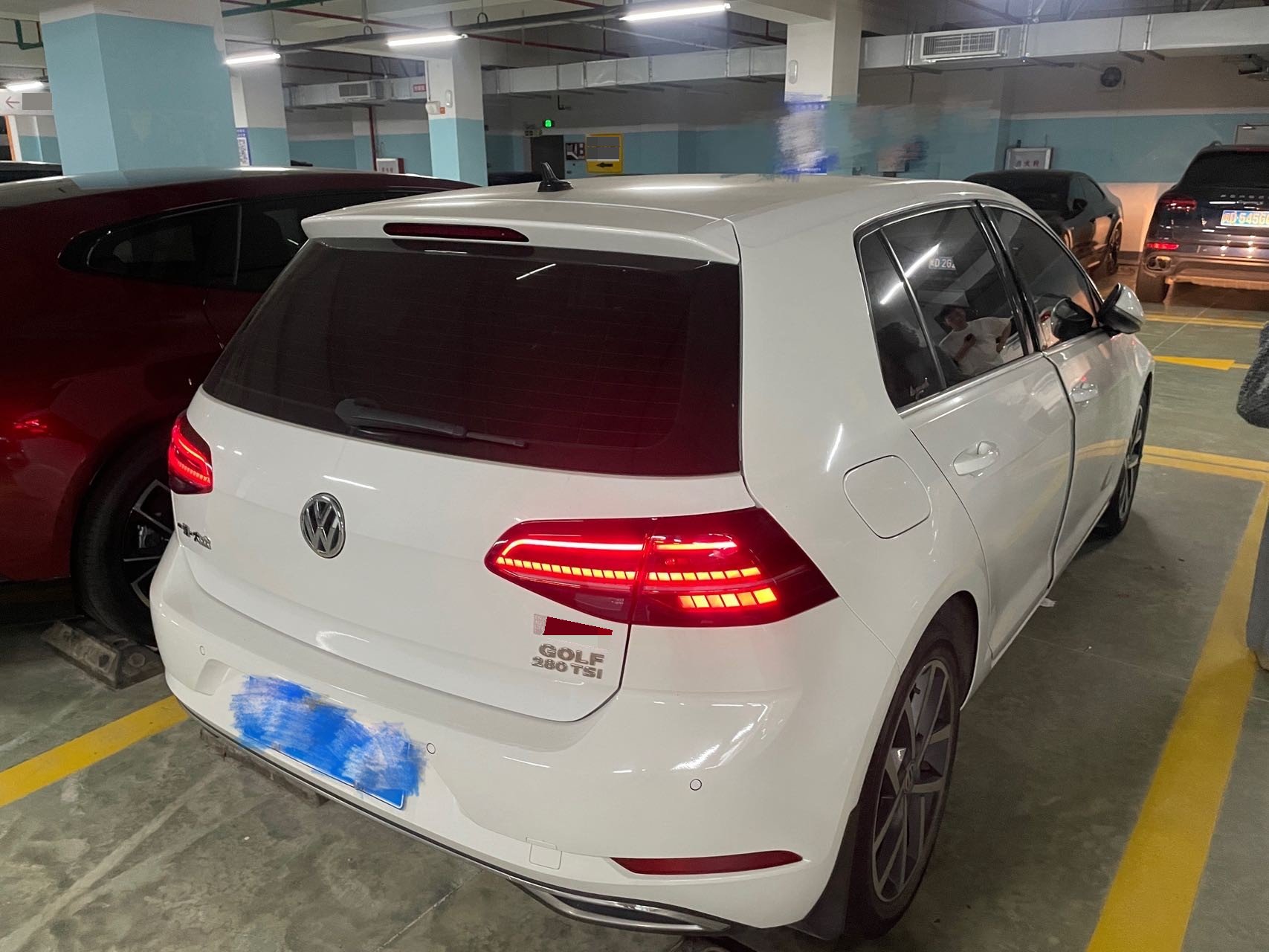 2020 immagine di auto #4