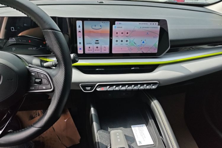 GEELY Coolray 2022 immagine di auto #13