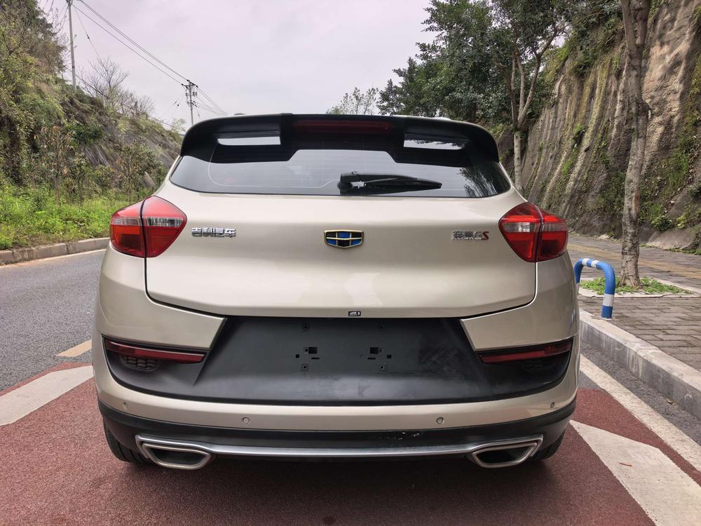 GEELY Emgrand GS 2017 car image #6
