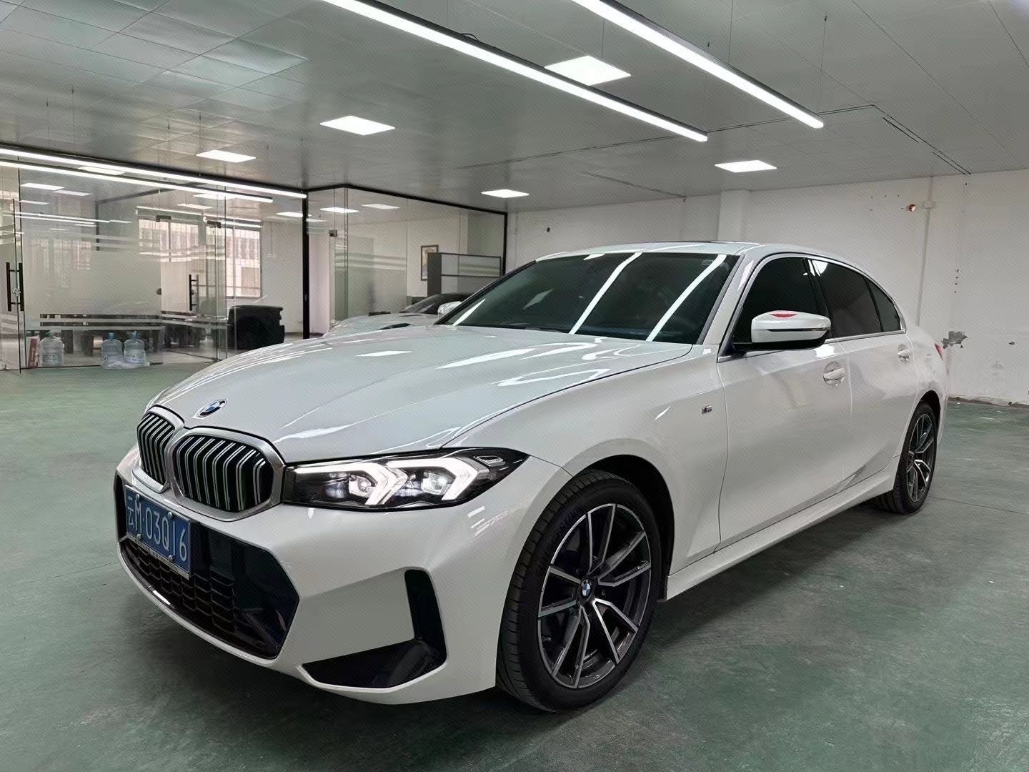 BMW 3 Series 2024 BMW 3 Series 2024 car image