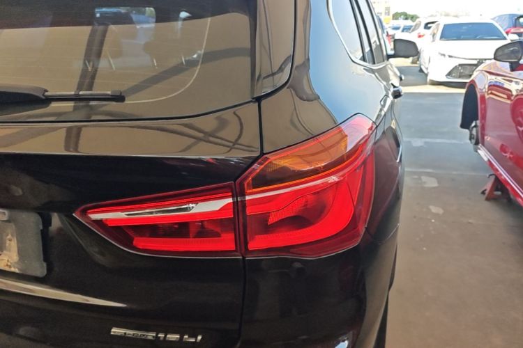 BMW X1 2019 #8 BMW X1 2019 car image #8