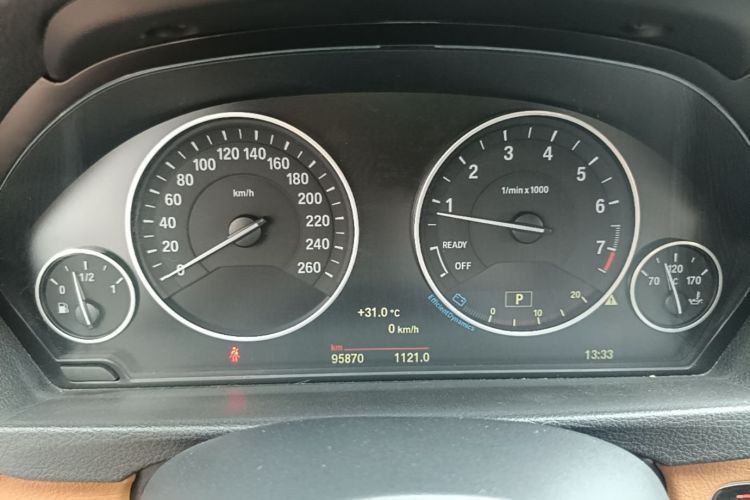 BMW 3 Series 2015 car image #25