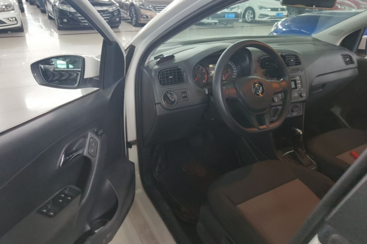 Volkswagen Polo 2016 #16 Volkswagen Polo 2016 car image #16