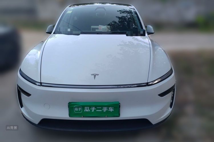 Tesla Model Y 2025 #3 Tesla Model Y 2025 car image #3