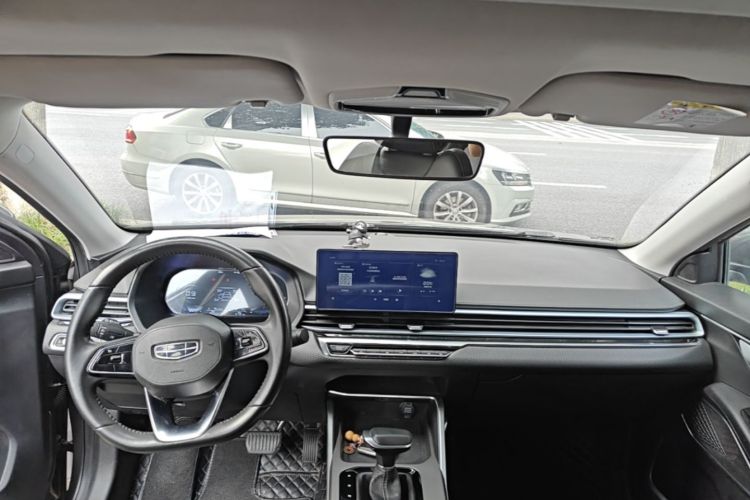 GEELY Emgrand 2021 #10 GEELY Emgrand 2021 car image #10