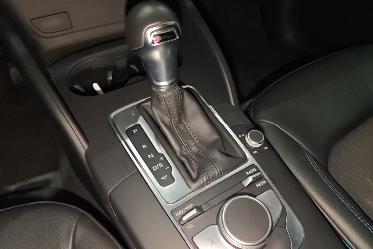 Audi A3 2020 car image #16