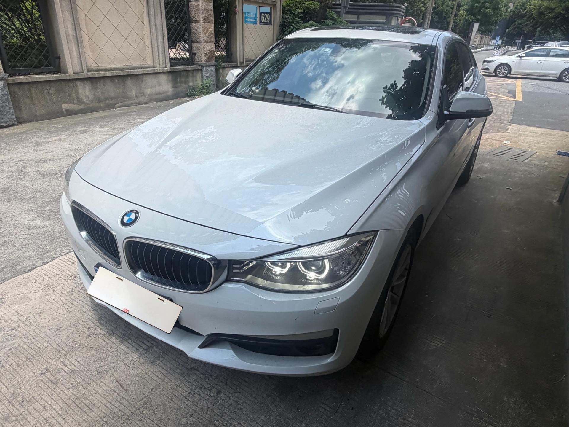 BMW 3 Series GT 2015 BMW 3 Series GT 2015 car image