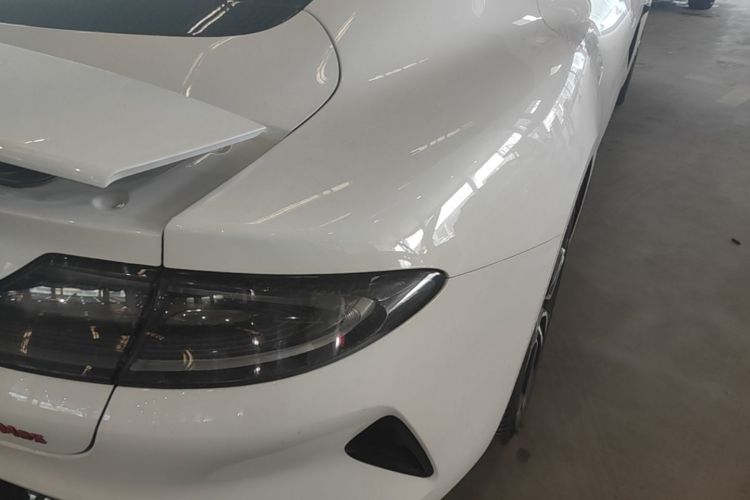 MI SU7 2025 car image #8
