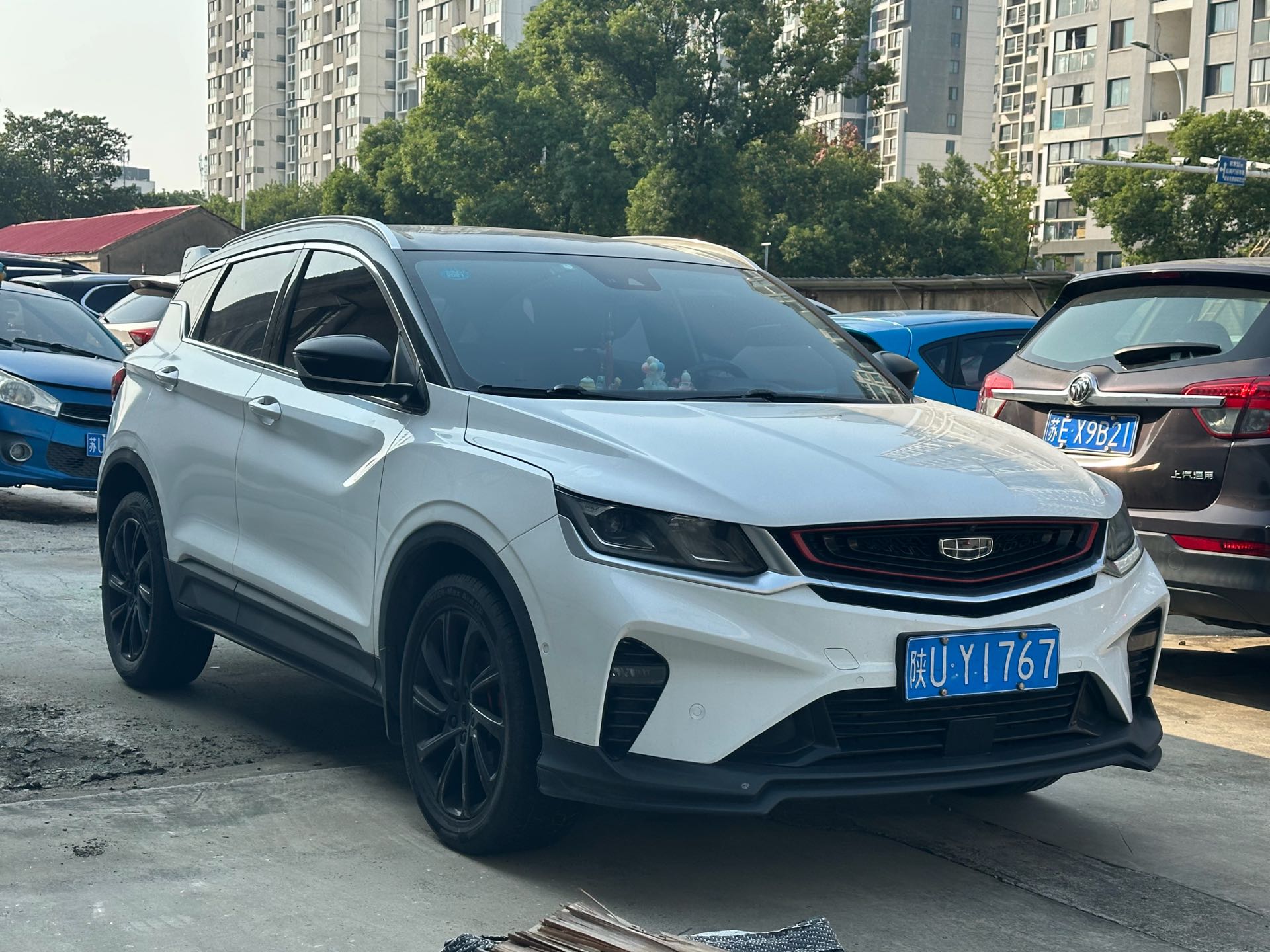 GEELY Coolray 2020 car image #3