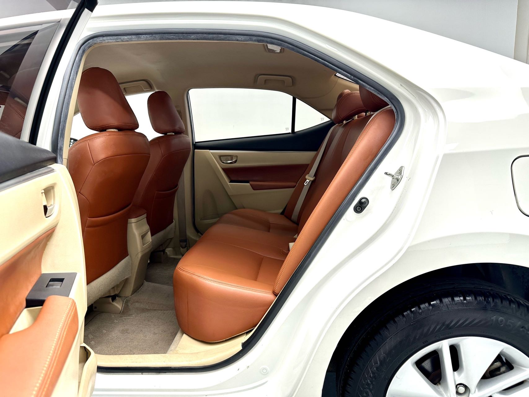 2015 imagen de coche #9
