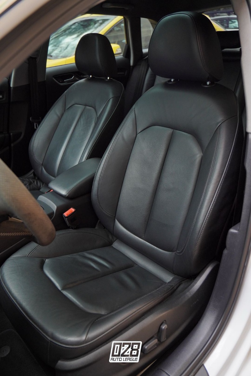 Audi A3 2018 car image #11