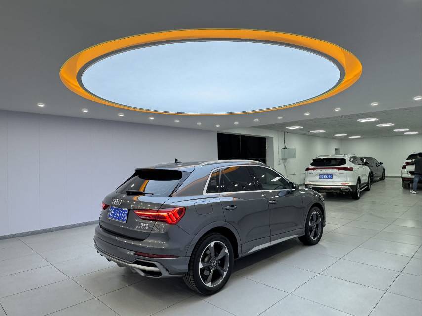 Audi Q3 2022 #4 Audi Q3 2022 car image #4