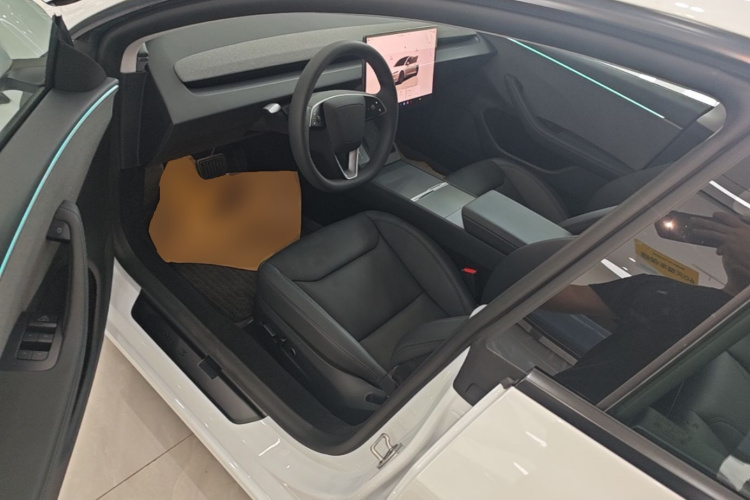 Tesla Model 3 2025 #16 Tesla Model 3 2025 car image #16