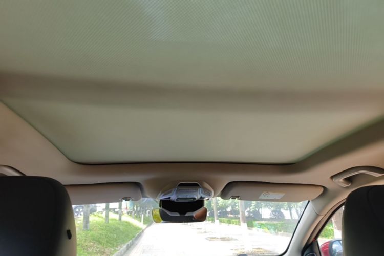 GEELY Coolray 2019 image de voiture #18