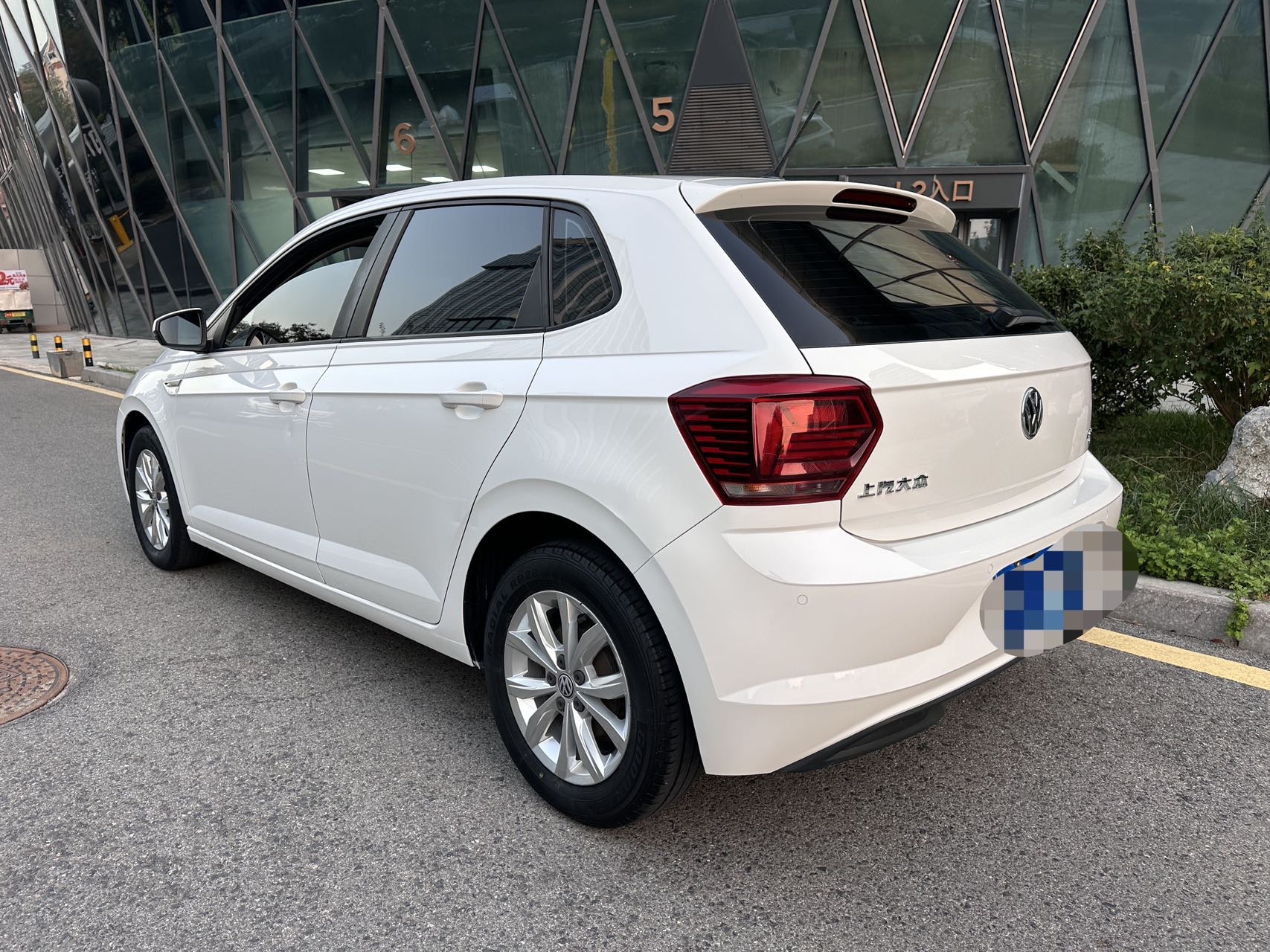 Volkswagen Polo 2020 صورة سيارة #9
