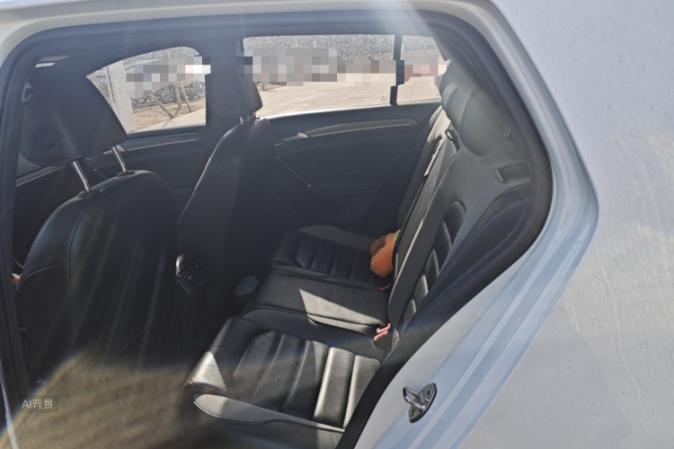 Volkswagen Golf 2018 immagine di auto #19