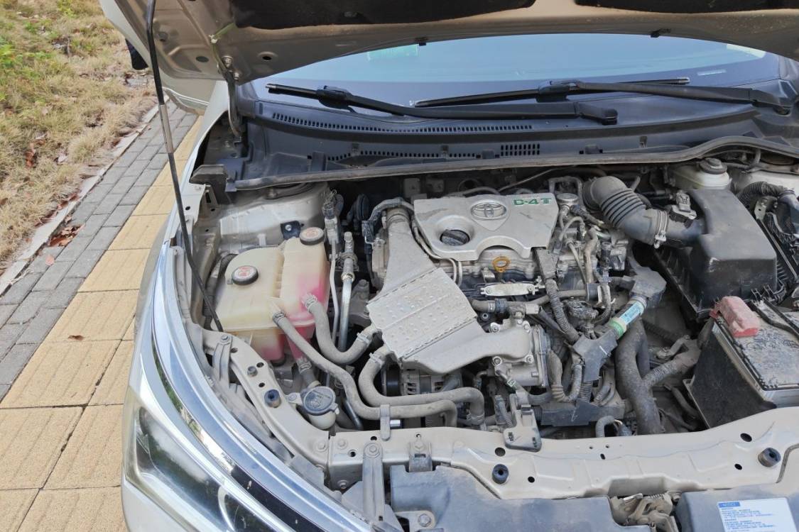 Toyota Corolla 2017 car image #12
