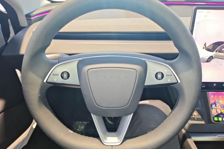Tesla Model 3 2026 #11 Tesla Model 3 2026 car image #11