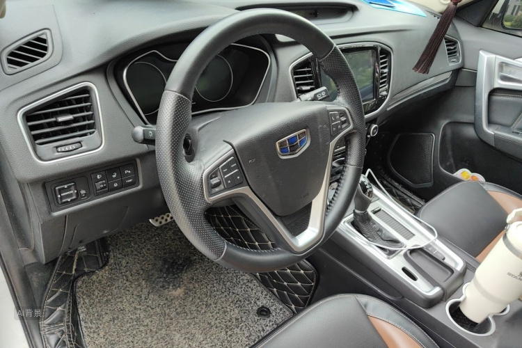 GEELY Vision X6 2016 car image #12