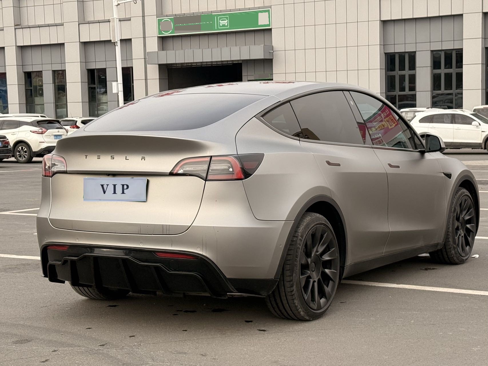 Tesla Model Y 2021 #6 Tesla Model Y 2021 car image #6