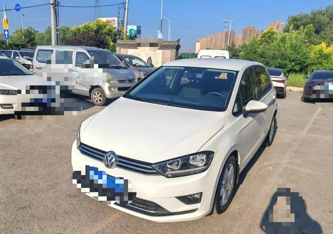 Volkswagen Golf Sportsvan 2017 Volkswagen Golf Sportsvan 2017 car image