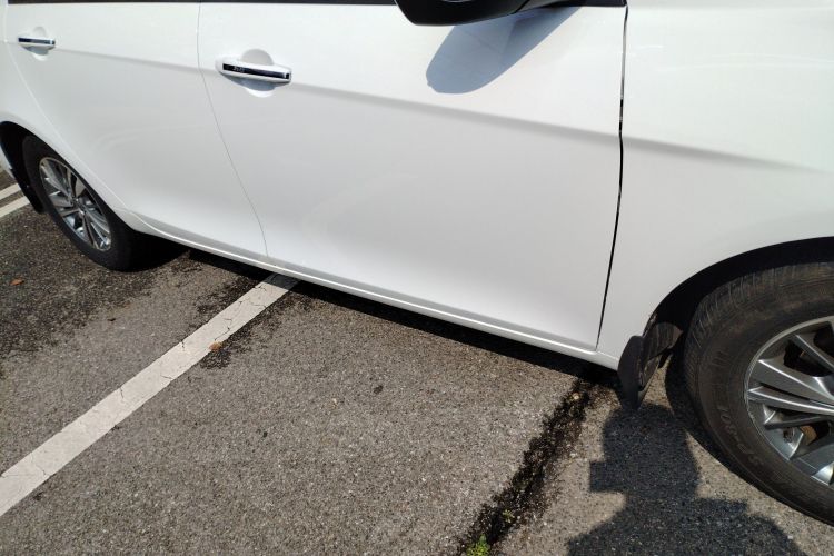 GEELY Emgrand 2019 #27 GEELY Emgrand 2019 car image #27