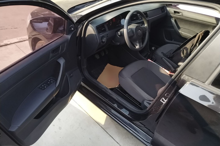 Volkswagen Santana 2016 imagem de carro #16