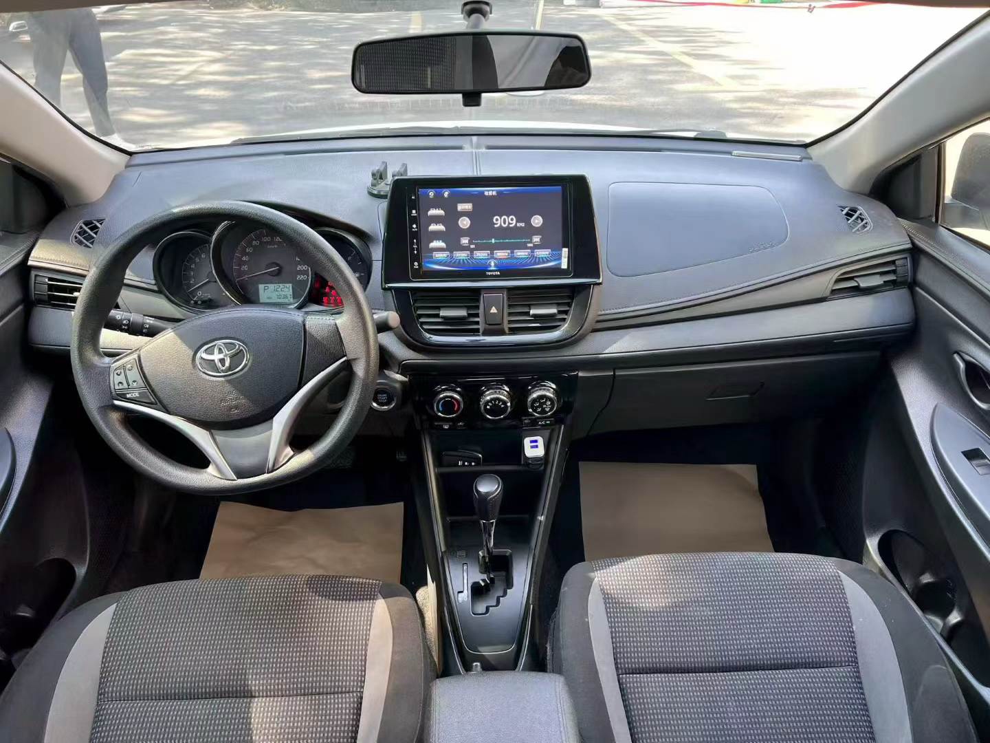 Toyota Vios 2023 #4 Toyota Vios 2023 imagen de coche #4