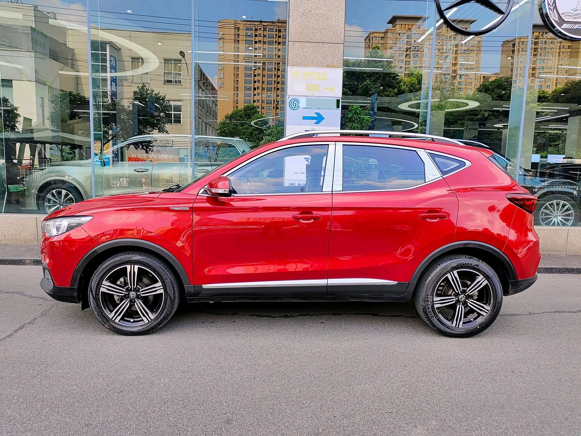 MG ZS 2018 car image #2