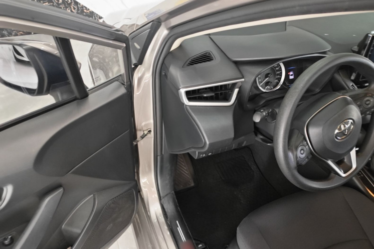 Toyota Corolla 2019 #16 Toyota Corolla 2019 car image #16