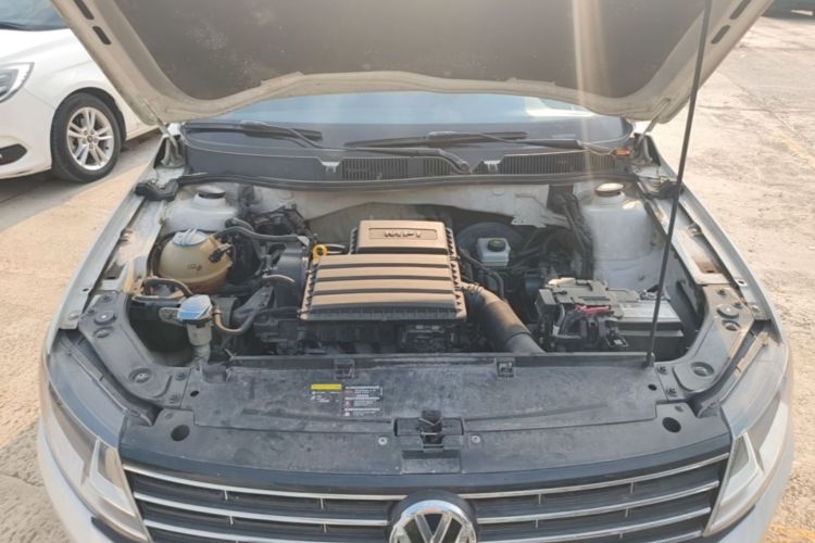 Volkswagen Lavida 2017 car image #22