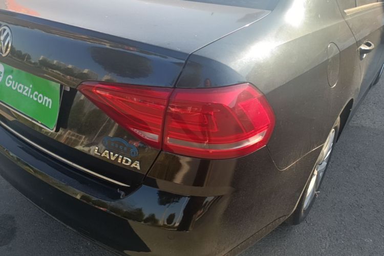 Volkswagen Lavida 2019 car image #8
