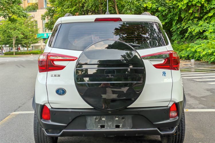 BYD Yuan New Energy 2018 #8 BYD Yuan New Energy 2018 car image #8
