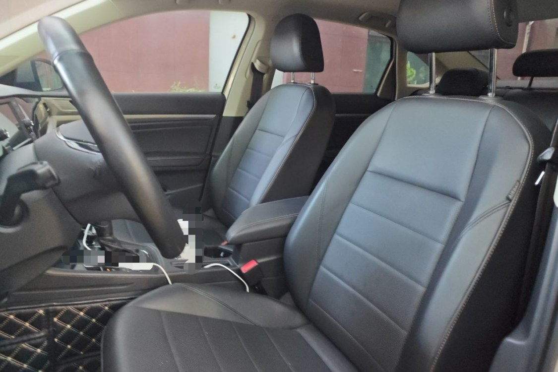 Volkswagen Lavida 2019 car image #18