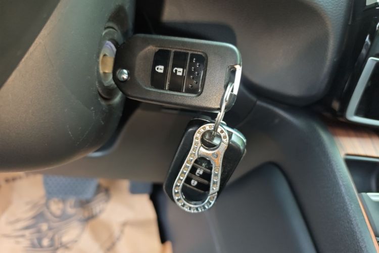 Honda CR-V 2019 immagine di auto #9