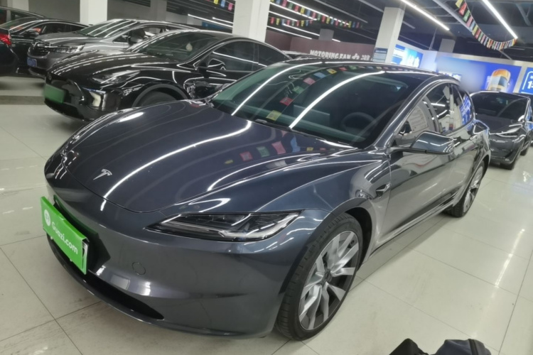 Tesla Model 3 2023 #2 Tesla Model 3 2023 car image #2