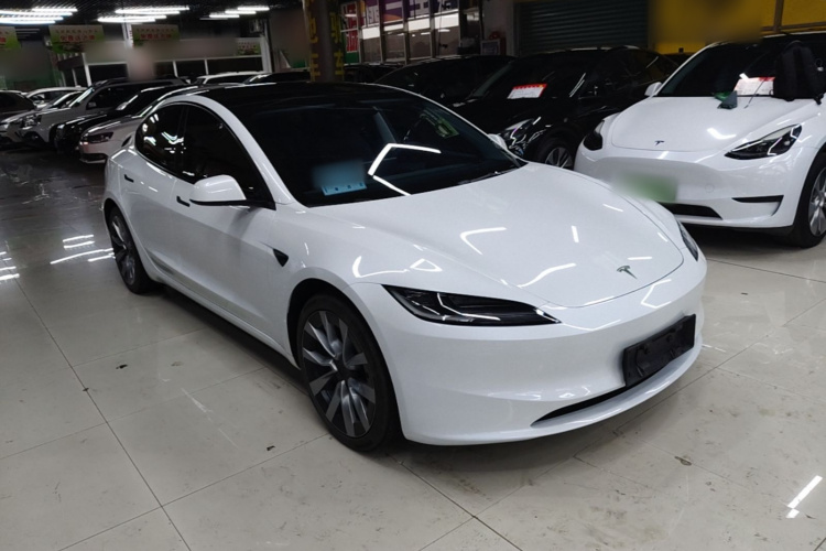 Tesla Model 3 2024 #4 Tesla Model 3 2024 car image #4