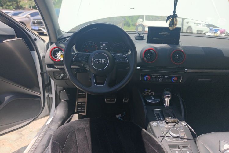 Audi A3 2020 immagine di auto #19
