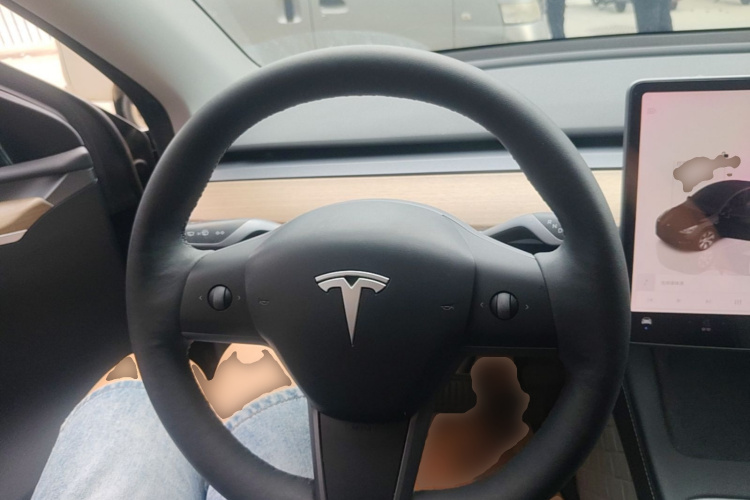 Tesla Model Y 2022 #11 Tesla Model Y 2022 car image #11
