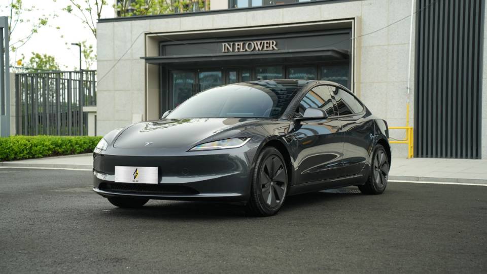 2024 2024 car image